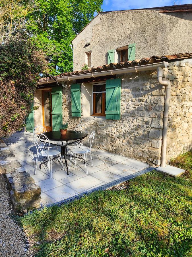 Domaine Bellavigne Gites Et Spa Forcalquier Exterior foto