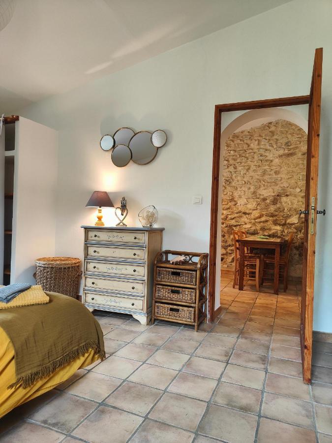 Domaine Bellavigne Gites Et Spa Forcalquier Exterior foto