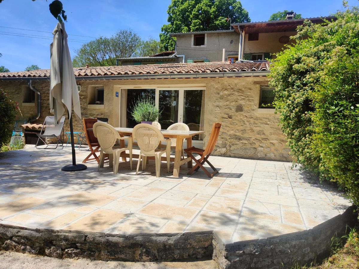 Domaine Bellavigne Gites Et Spa Forcalquier Exterior foto